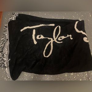 Taylor Swift Blanket